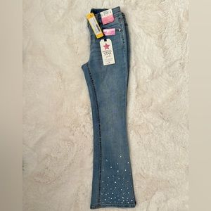 VIGOSS

Silvia Rhinstone Bell Bottom
8 | Indigo